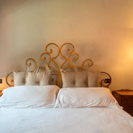 Casa Gialla Il Cipresso Villa