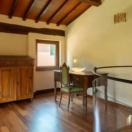 Casa Gialla Il Cipresso וילה